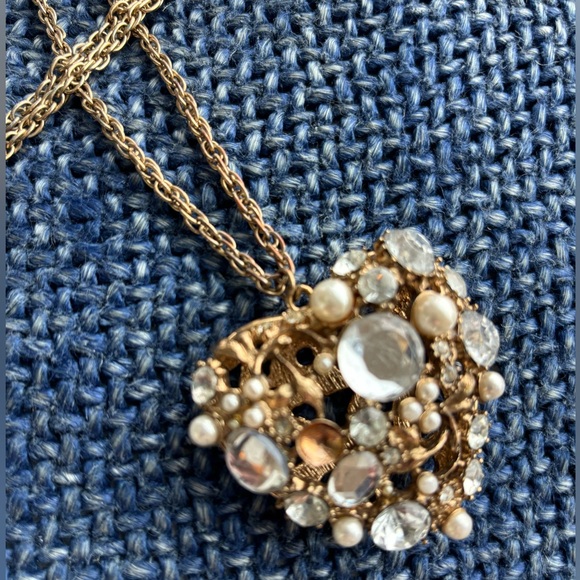 Jewelry - Vintage heart and rhinestone necklace